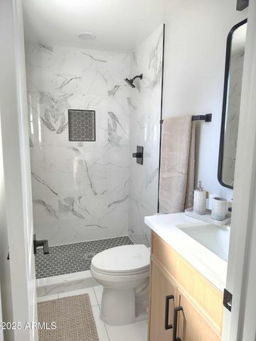 13629 N 36th Street, Phoenix, AZ 85032