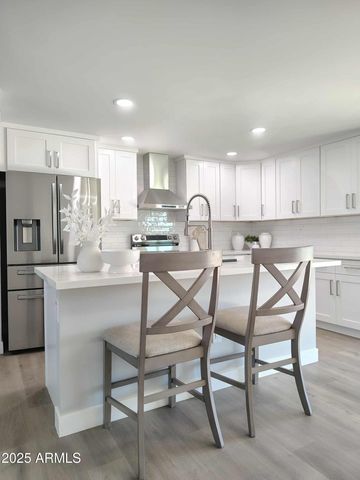 13629 N 36th Street, Phoenix, AZ 85032