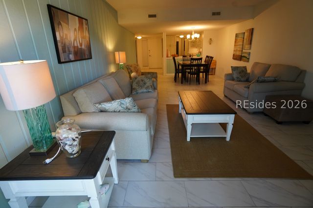 18 Lighthouse Rd Apt 471, Hilton Head Island, SC 29928