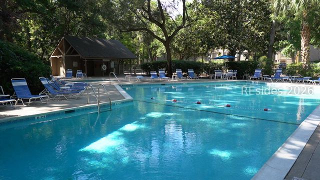 18 Lighthouse Rd Apt 471, Hilton Head Island, SC 29928