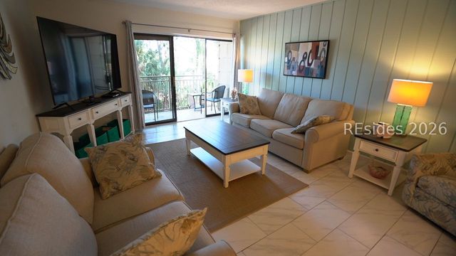 18 Lighthouse Rd Apt 471, Hilton Head Island, SC 29928