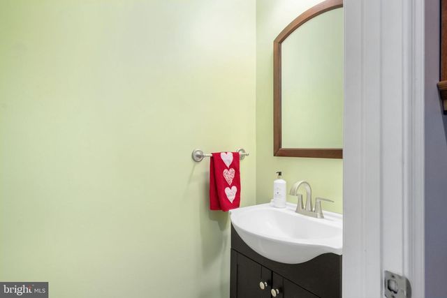 17230 LIBRARY BLVD, Ruther Glen, VA 22546