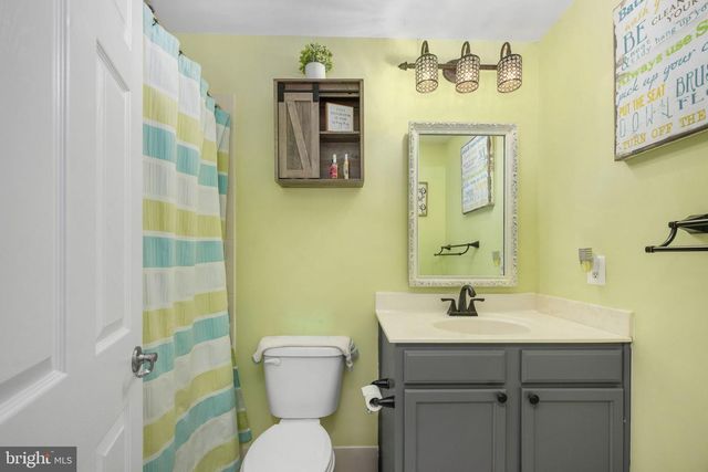 17230 LIBRARY BLVD, Ruther Glen, VA 22546