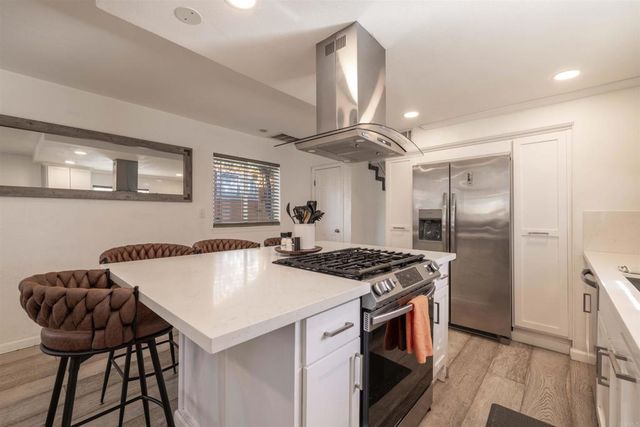 1011 W Fairway, Big Bear, CA 92314