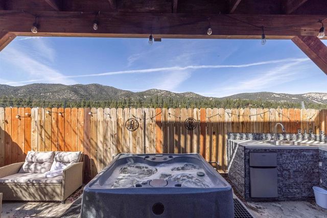 1011 W Fairway, Big Bear, CA 92314