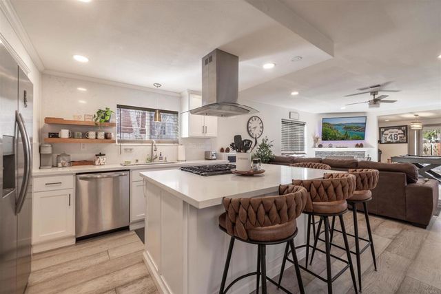 1011 W Fairway, Big Bear, CA 92314