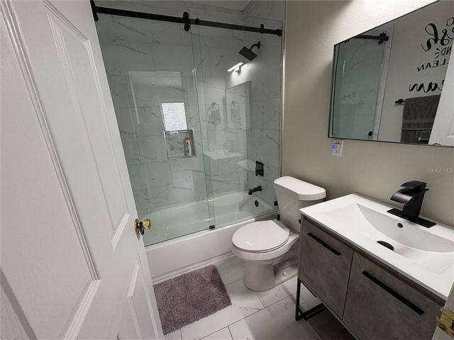 3713 W CASS STREET, Tampa, FL 33609