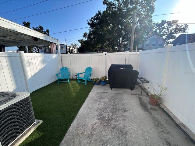 3713 W CASS STREET, Tampa, FL 33609