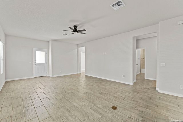 709 Farmers Dell, New Braunfels, TX 78130