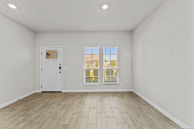 709 Farmers Dell, New Braunfels, TX 78130