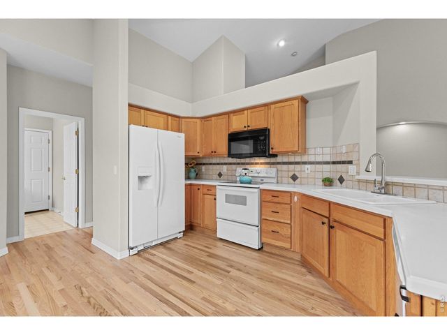 2985 Bellmeade Way, Longmont, CO 80503