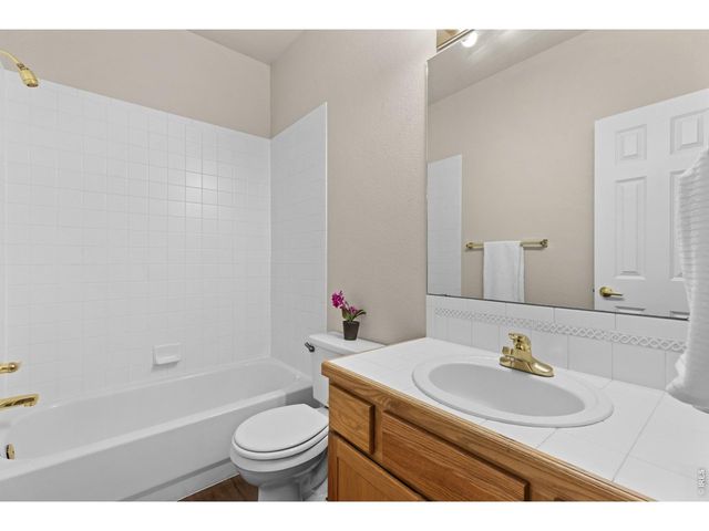 2985 Bellmeade Way, Longmont, CO 80503