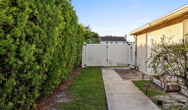 141 NE NARANJA, Port St. Lucie, FL 34983