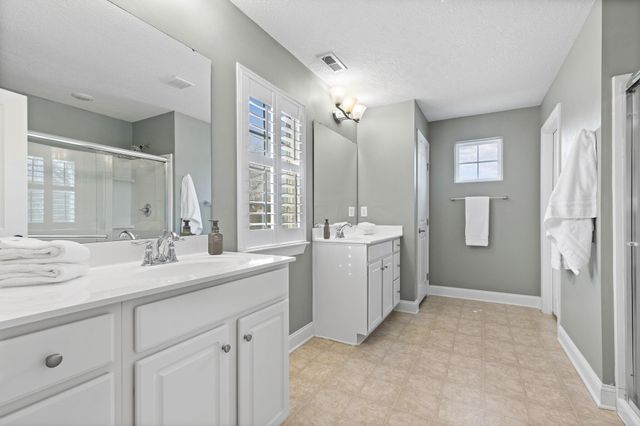 7628 Paradisio Drive, Galena, OH 43021