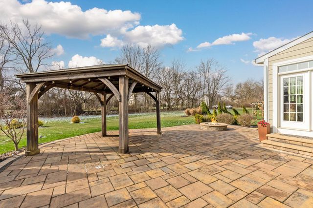 7628 Paradisio Drive, Galena, OH 43021