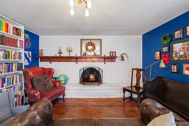 3513 Raymond Avenue, Dearborn, MI 48124