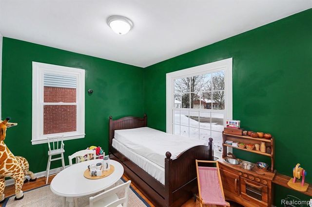 3513 Raymond Avenue, Dearborn, MI 48124