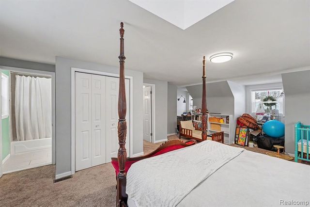 3513 Raymond Avenue, Dearborn, MI 48124