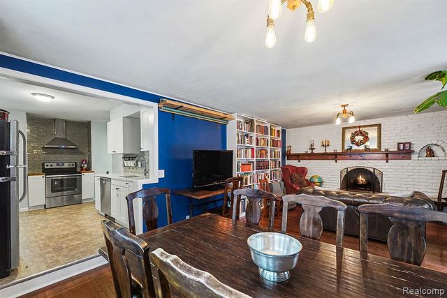 3513 Raymond Avenue, Dearborn, MI 48124