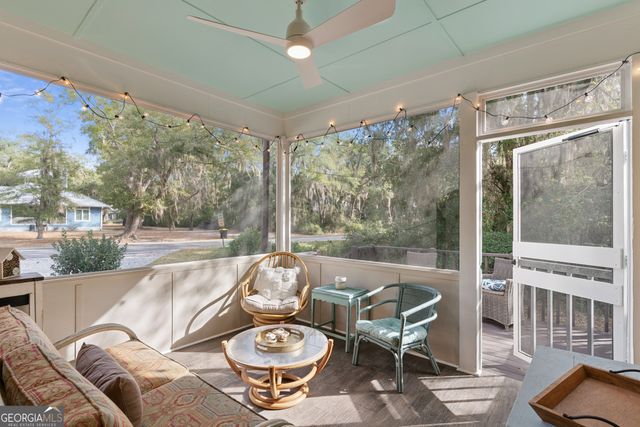 1076 Blue N Hall Road SE, Darien, GA 31305