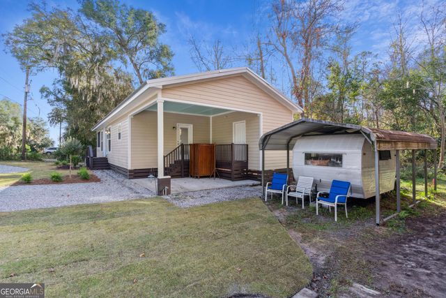 1076 Blue N Hall Road SE, Darien, GA 31305