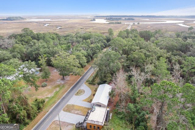 1076 Blue N Hall Road SE, Darien, GA 31305