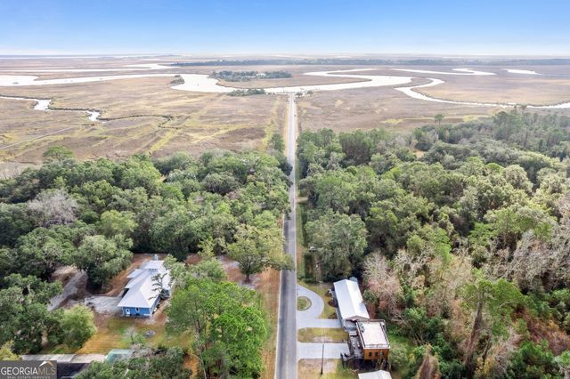 1076 Blue N Hall Road SE, Darien, GA 31305