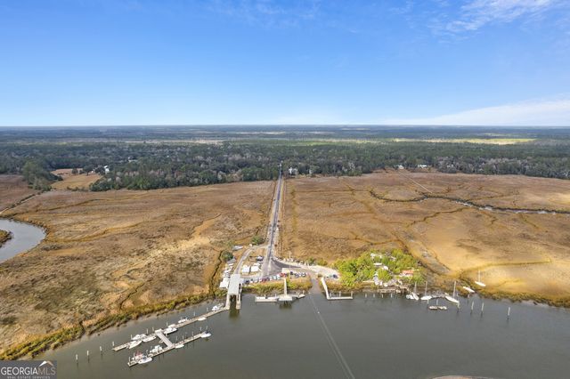 1076 Blue N Hall Road SE, Darien, GA 31305