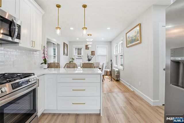 88 Lindbergh Boulevard, Teaneck, NJ 07666