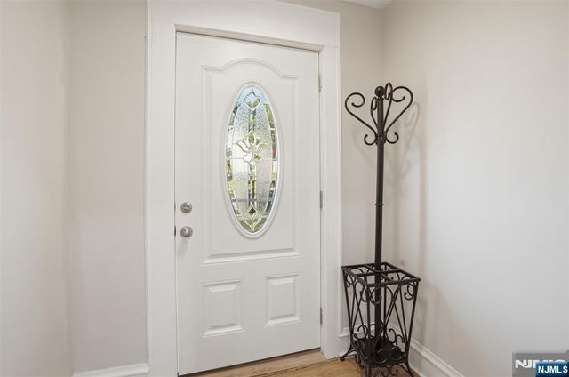 88 Lindbergh Boulevard, Teaneck, NJ 07666
