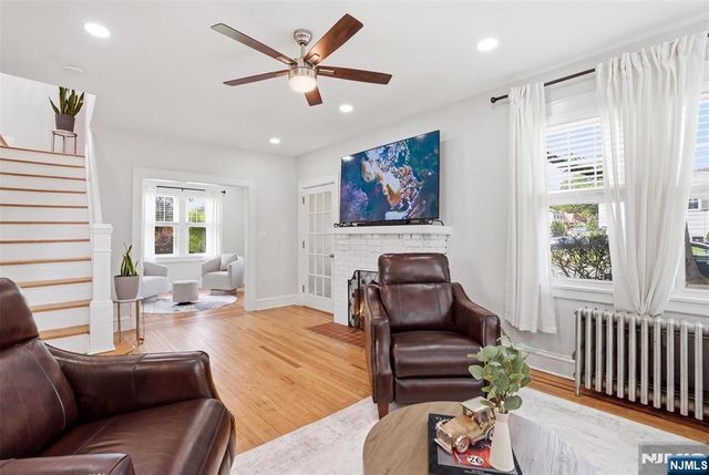 88 Lindbergh Boulevard, Teaneck, NJ 07666