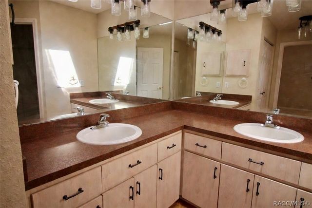 10468 S Drew Bryant Circle, Floral City, FL 34436