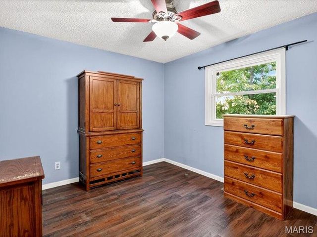 226 Woodridge Court, Collinsville, IL 62234