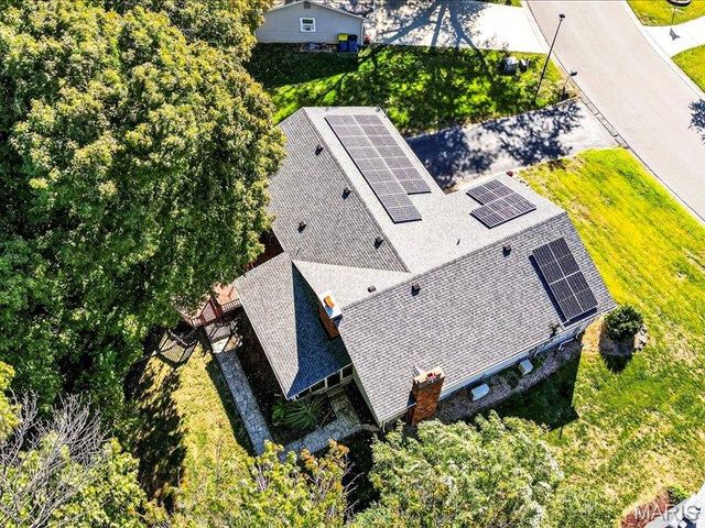 226 Woodridge Court, Collinsville, IL 62234