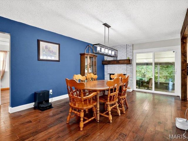 226 Woodridge Court, Collinsville, IL 62234