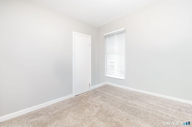 80 West Street, Windsor Locks, CT 06096