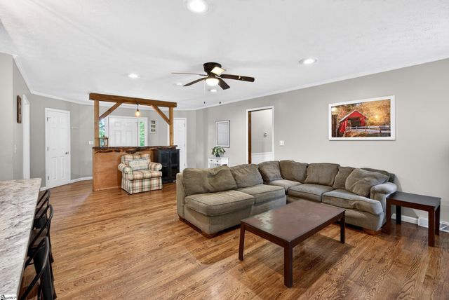 9 Williams Road, Travelers Rest, SC 29690