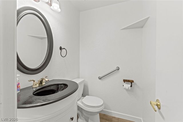 2212 Silver Pine Drive, Las Vegas, NV 89108