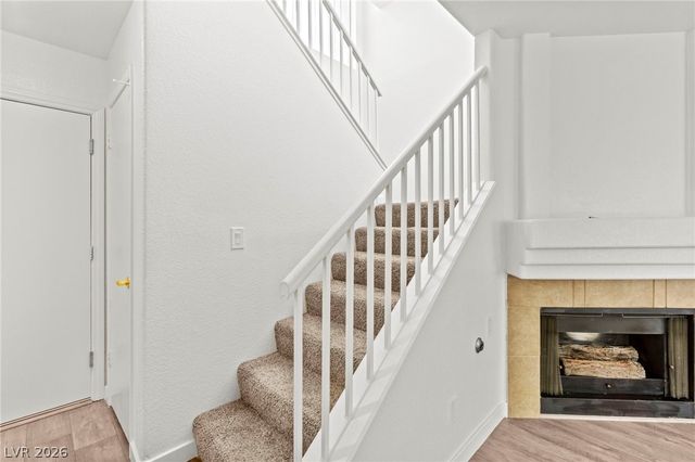 2212 Silver Pine Drive, Las Vegas, NV 89108