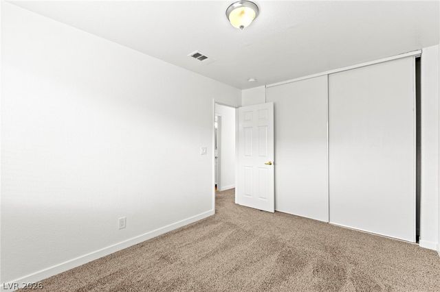 2212 Silver Pine Drive, Las Vegas, NV 89108