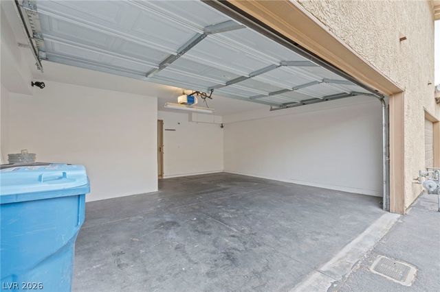 2212 Silver Pine Drive, Las Vegas, NV 89108