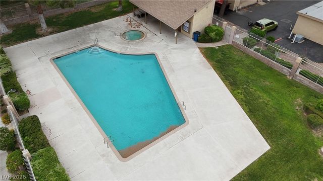 2212 Silver Pine Drive, Las Vegas, NV 89108