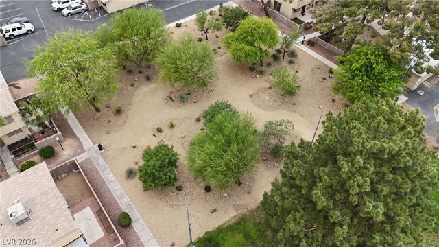 2212 Silver Pine Drive, Las Vegas, NV 89108