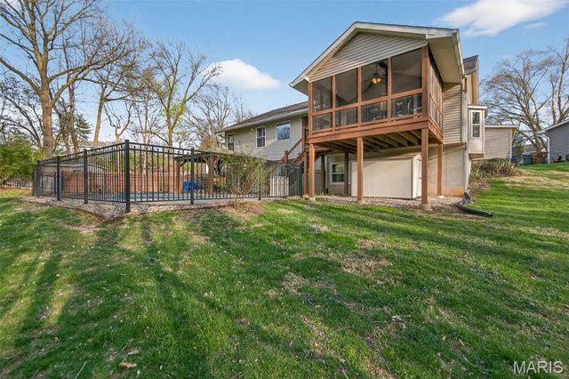 1313 Colby Drive, St Peters, MO 63376