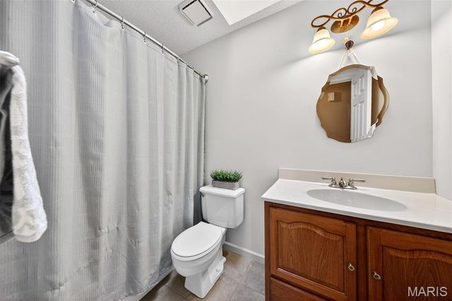 1313 Colby Drive, St Peters, MO 63376