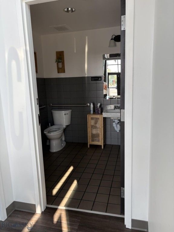 2865 N Reserve Street, Missoula, MT 59808 photo 8