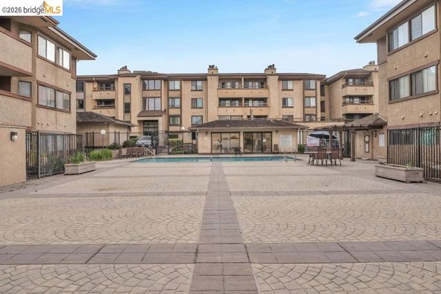 26937 Hayward BLVD 226, Hayward, CA 94542