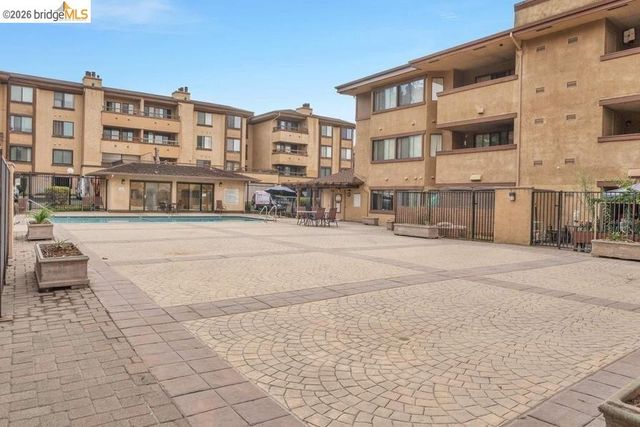 26937 Hayward BLVD 226, Hayward, CA 94542