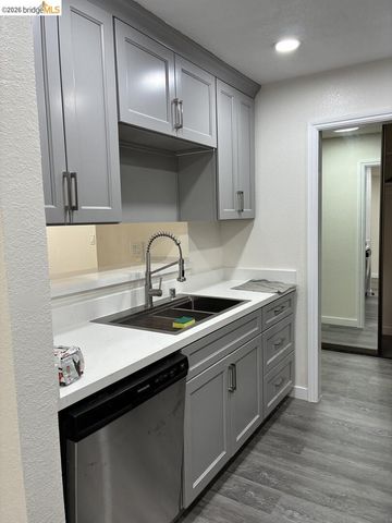 26937 Hayward BLVD 226, Hayward, CA 94542