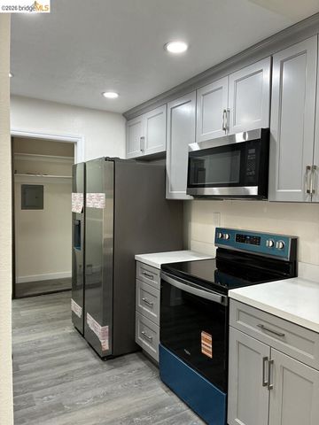 26937 Hayward BLVD 226, Hayward, CA 94542